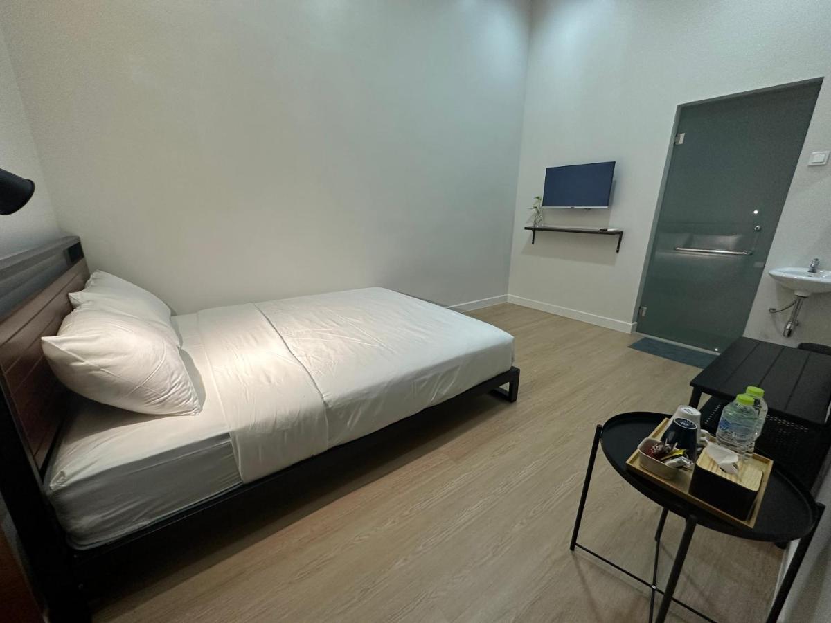 Cendhani Raras Gallery Kejayan Luaran gambar